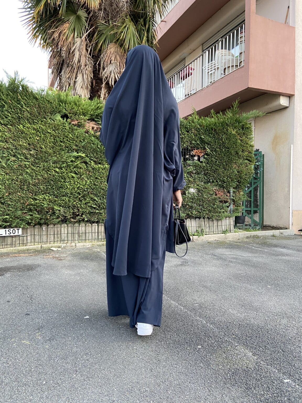 Jilbab discount bleu nuit