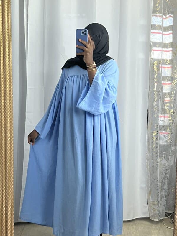 Abaya ESMA en lin BLEU-CLAIR