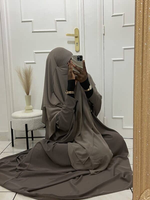 Abaya saoudienne soie de Medine