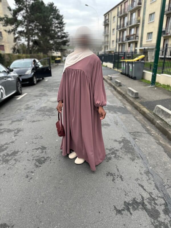 Abaya BAYO soie de medine manches bouffantes, couleur parme