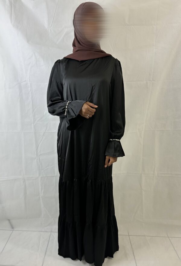 Abaya PERLE en satin premium, couleur noir