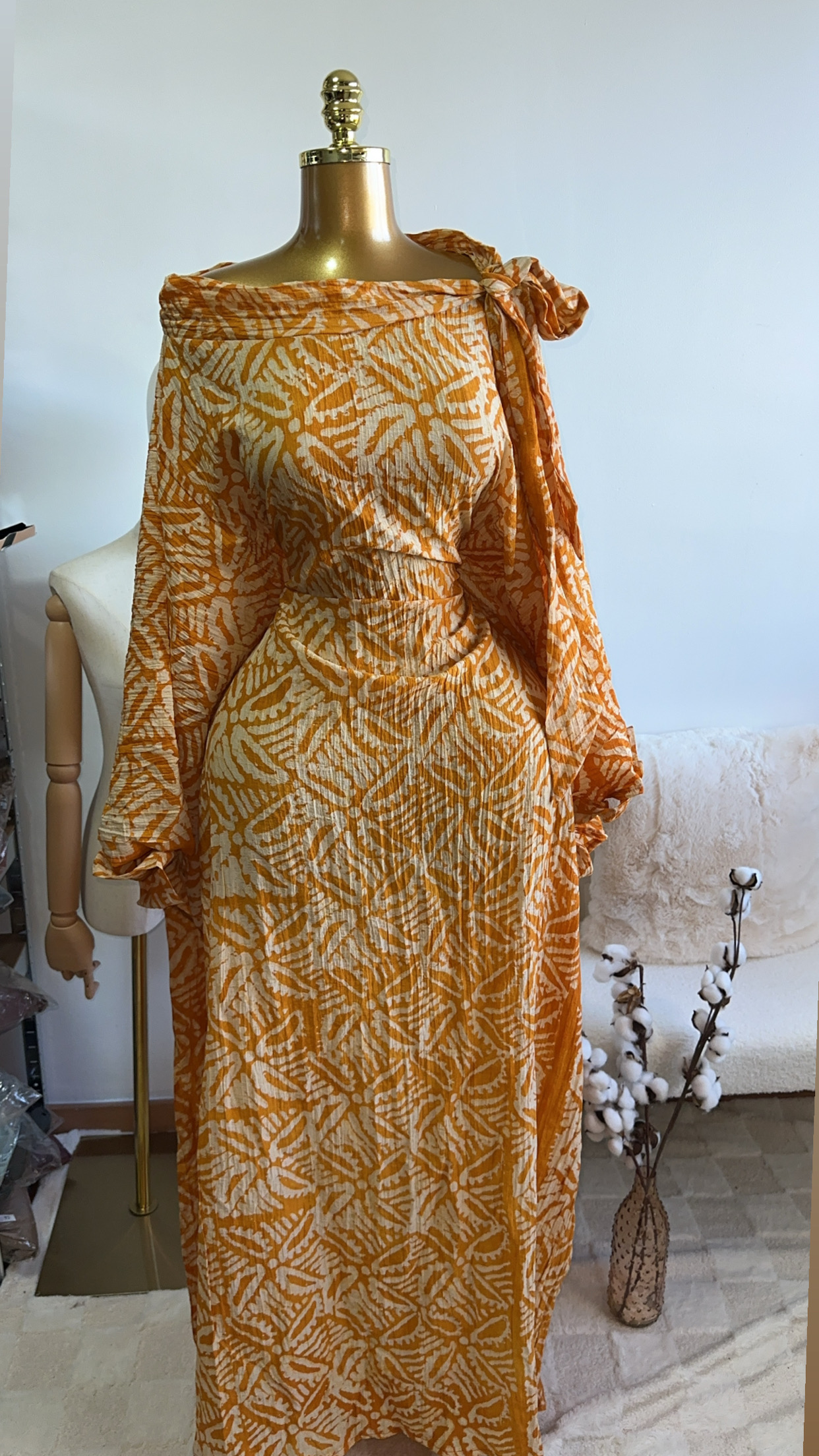 Robe longue à motifs tissu Adiré – Image 9